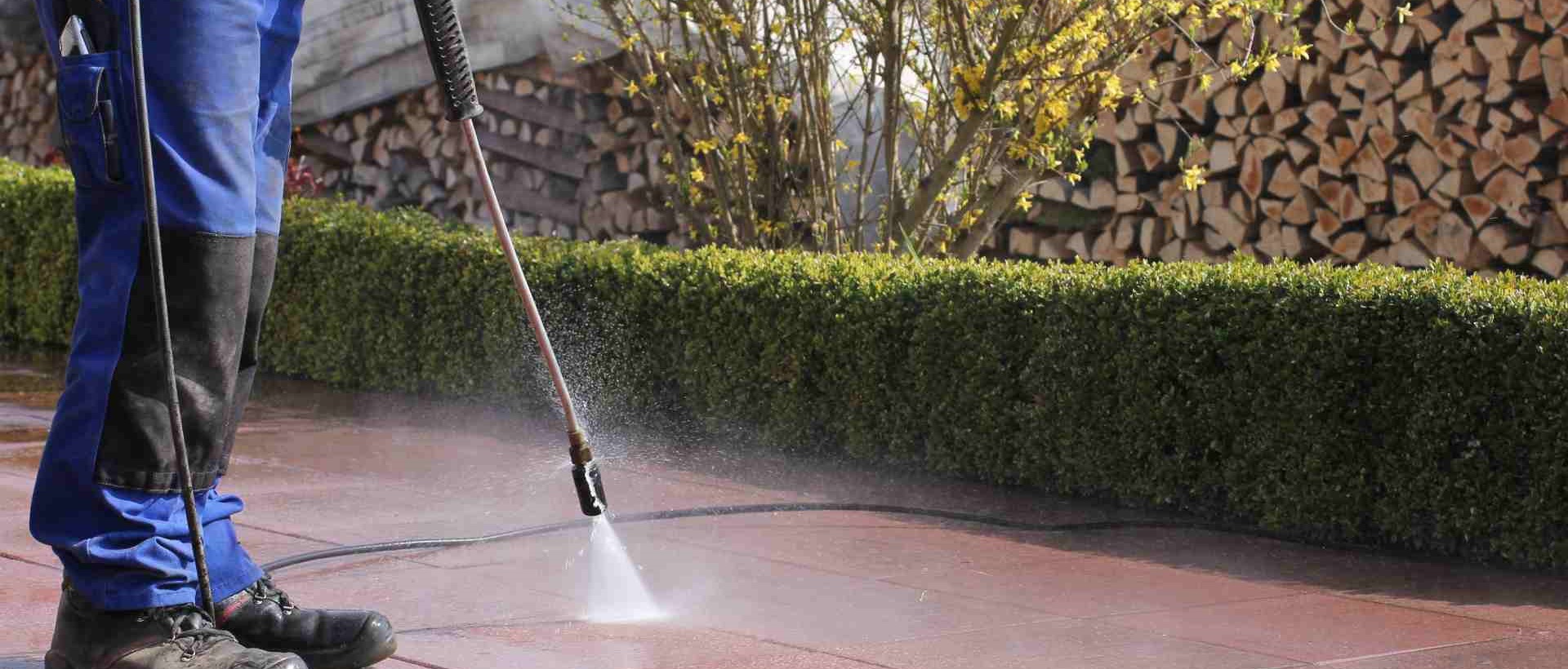 garden maintenance NW2